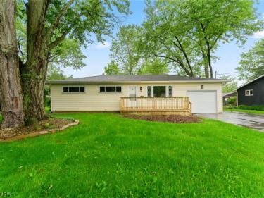 962 Keefer Road , Girard, OH 44420